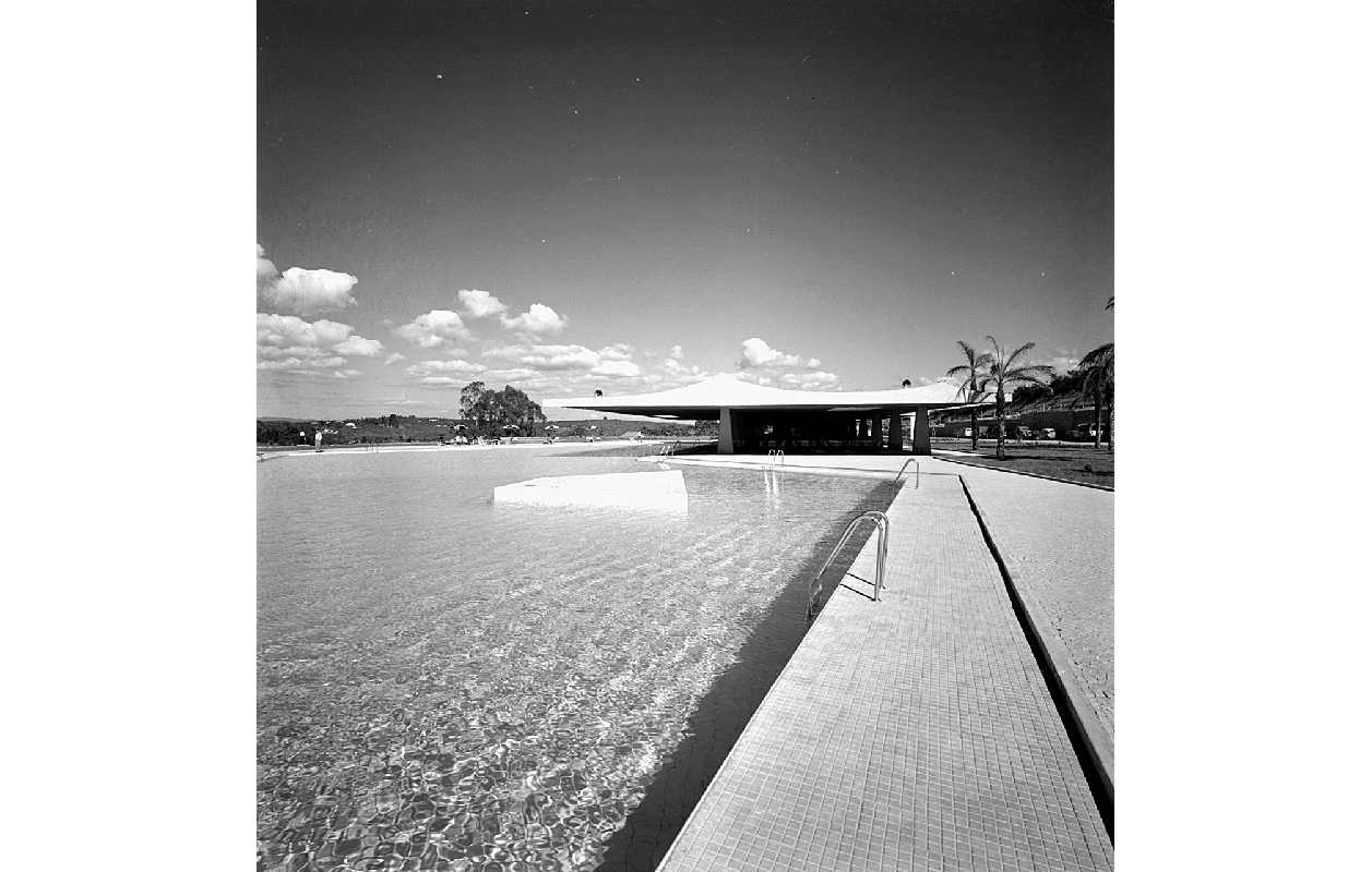 oscar niemeyer - yatch club - pampulha